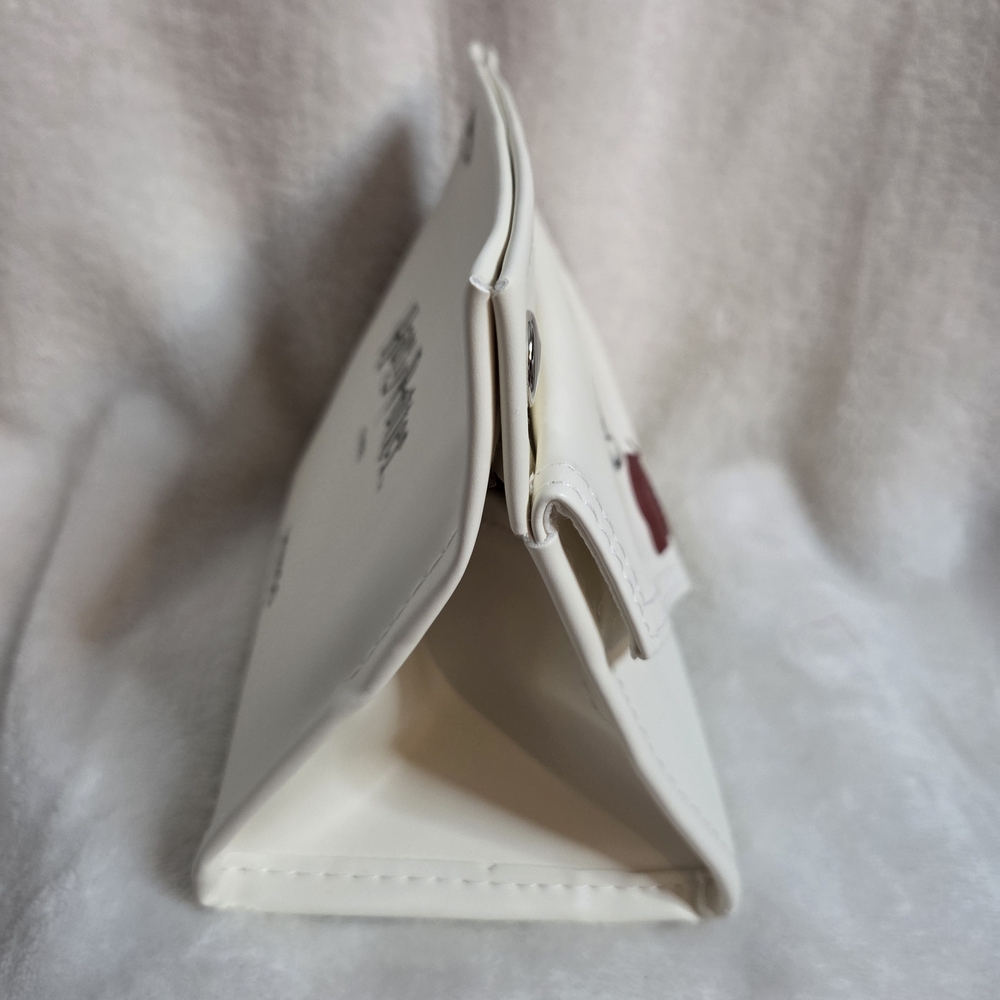 Hogwarts White Envelope Clutch - Picture 2 of 3